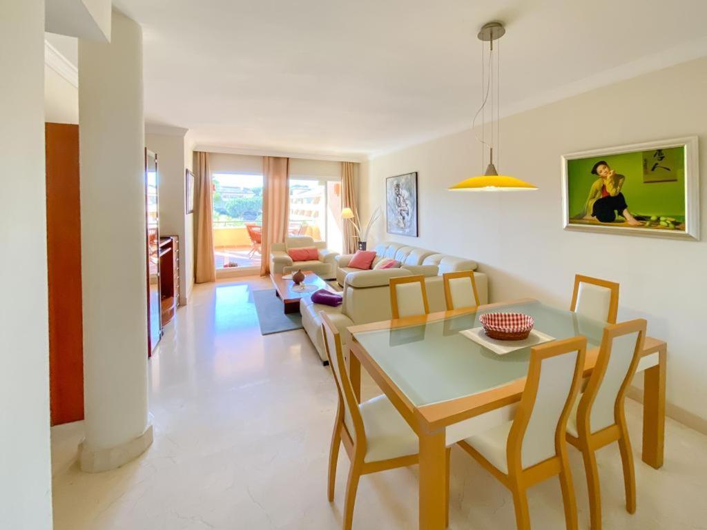 Apartamento En Los Patios De Santa Maria Golf Marbella Eksteriør bilde