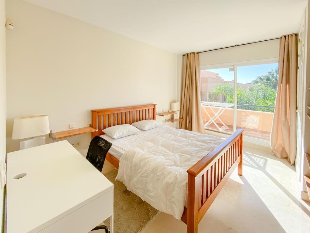 Apartamento En Los Patios De Santa Maria Golf Marbella Eksteriør bilde