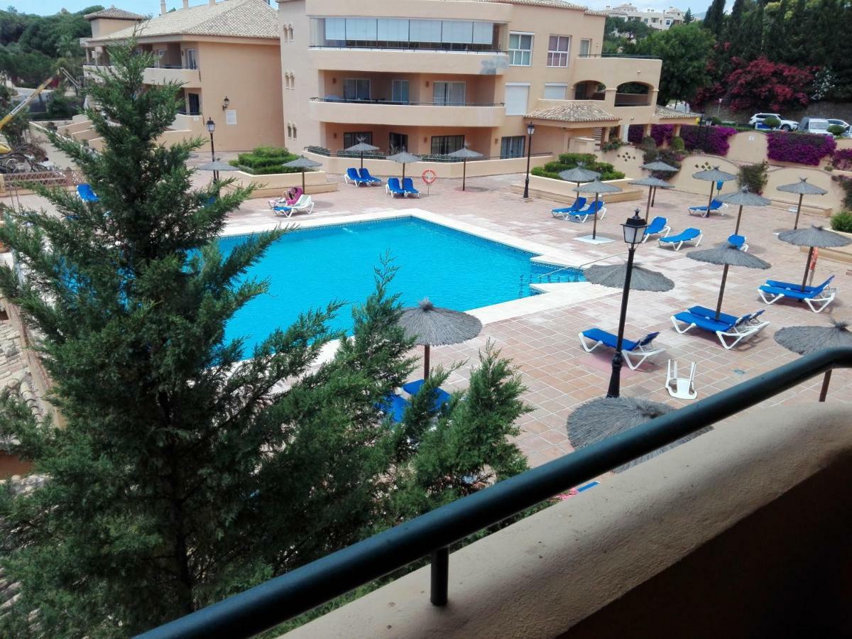 Apartamento En Los Patios De Santa Maria Golf Marbella Eksteriør bilde