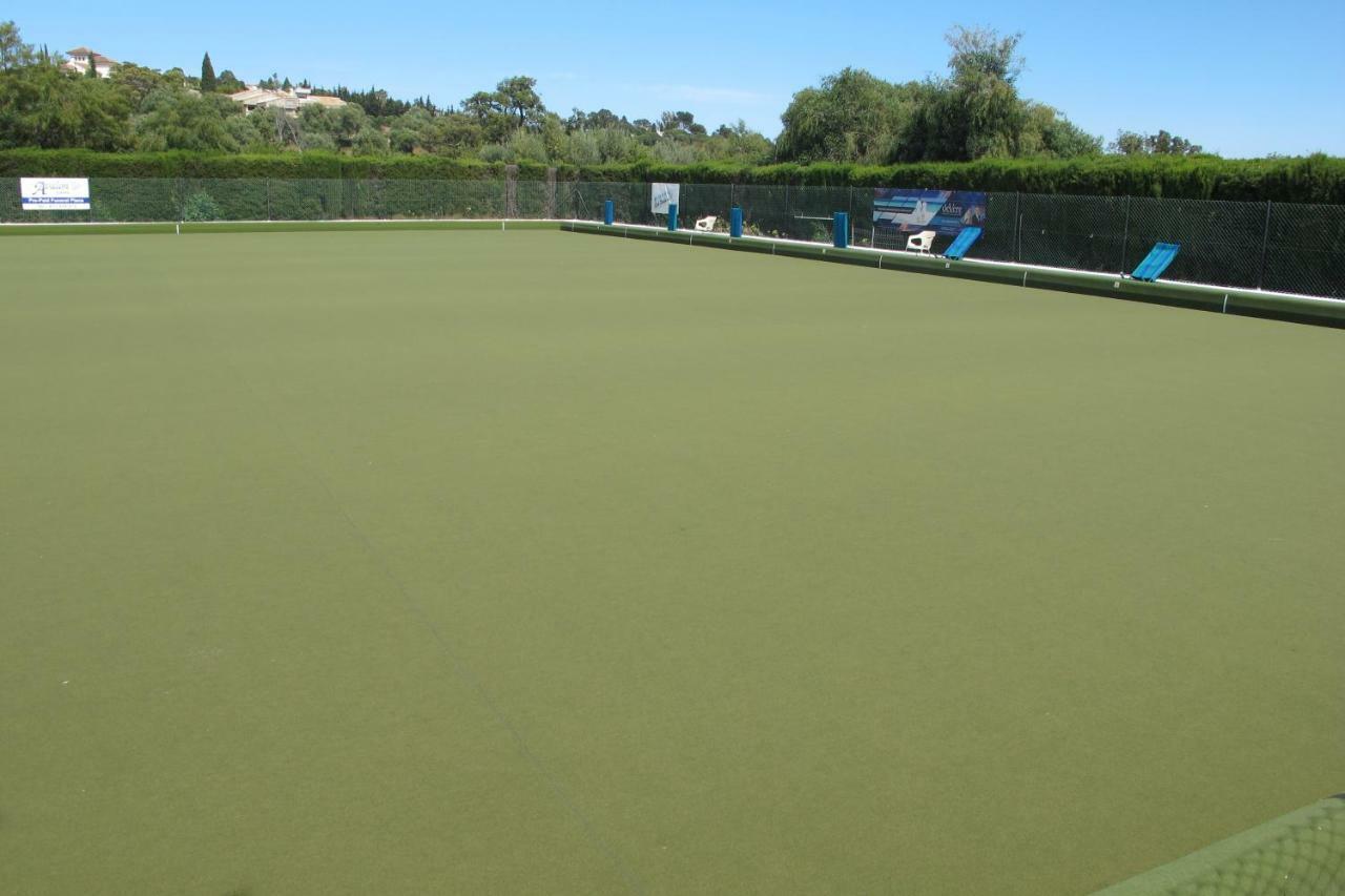 Apartamento En Los Patios De Santa Maria Golf Marbella Eksteriør bilde