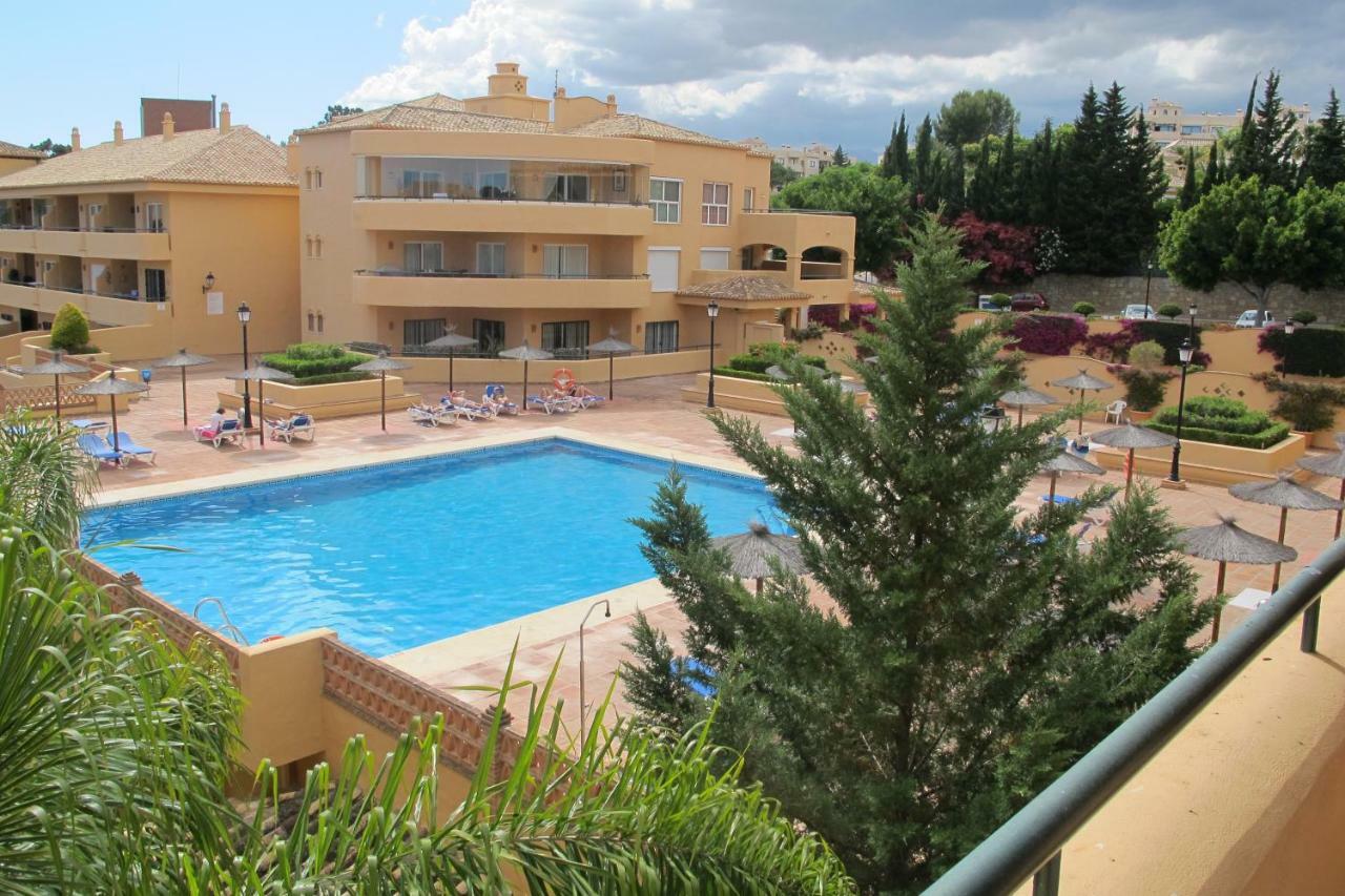 Apartamento En Los Patios De Santa Maria Golf Marbella Eksteriør bilde